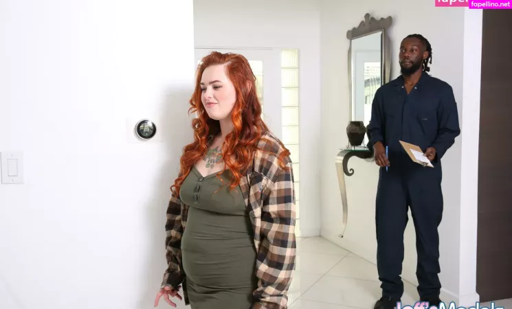 Adora Bell OnlyFans Thumbnail #0JvbzgxdXF