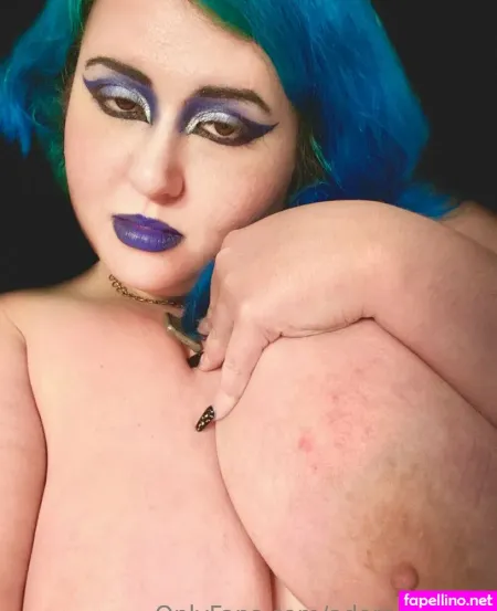 Adorababylon OnlyFans Thumbnail #OrhlafY1dJ