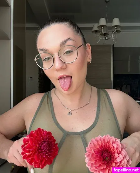 Adorable Cassie 1 OnlyFans Thumbnail #StOyiVyftV