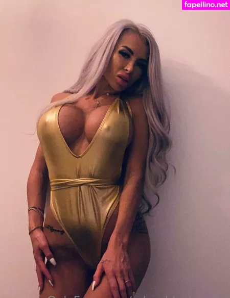 Adorable Krystal OnlyFans Thumbnail #RLMyURBVAc