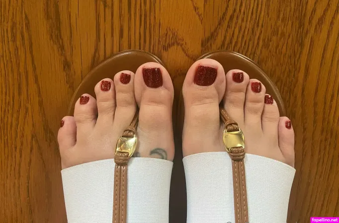 Adoremetoo OnlyFans Thumbnail #jAB9sFx8s6