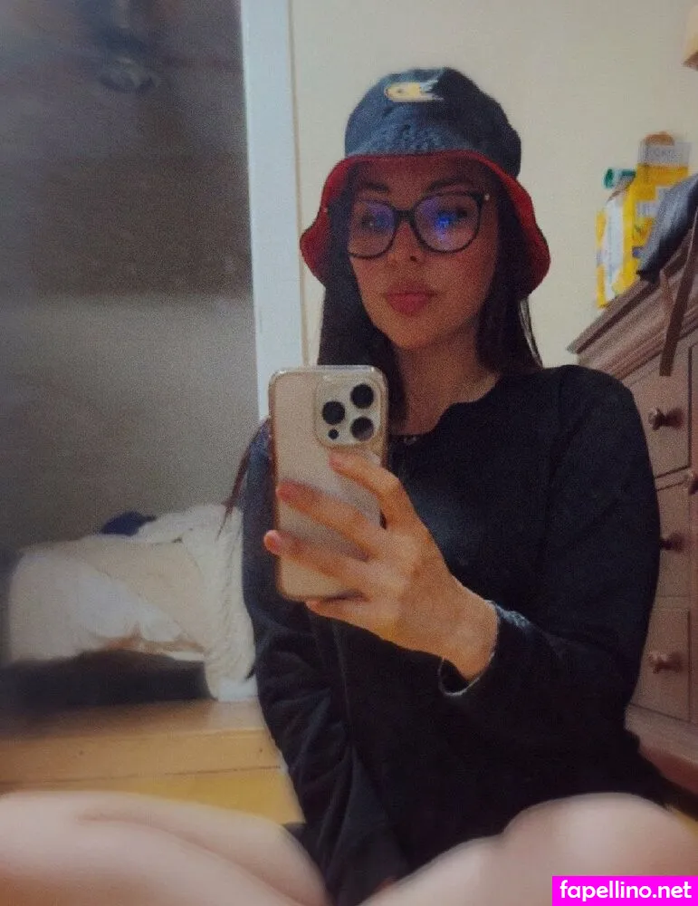 adreelux, adreux345 Nude Leaked OnlyFans Photo #5sVwKVk6AL