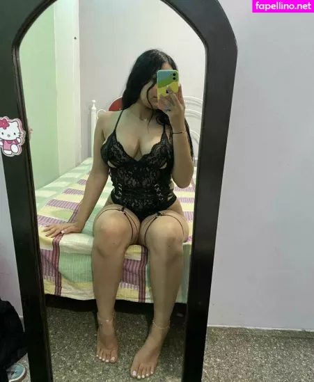 Adri Feet OnlyFans Thumbnail #QzqM7N86Vk