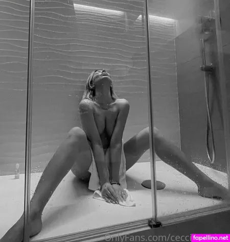 Adri Love Muur OnlyFans Thumbnail #OQu8dQoLt2