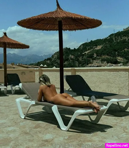 Adri Love Muur OnlyFans Thumbnail #bLWQesIsdQ