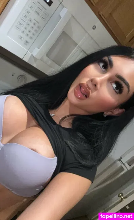 Adriababyxo OnlyFans Thumbnail #Q1f86R9Xd1