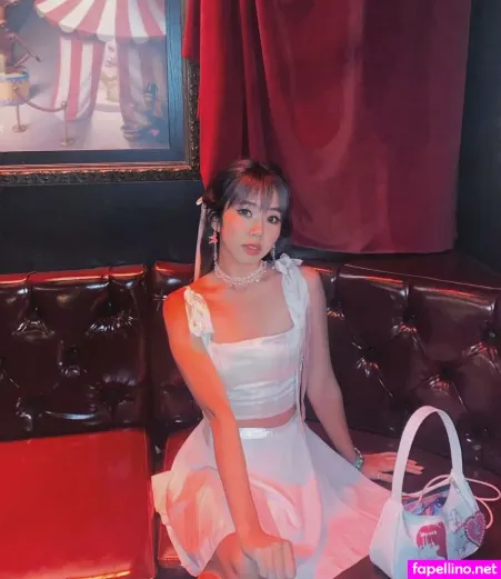 Adriahermione OnlyFans Thumbnail #UjoVAMd6PO