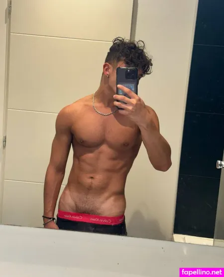 Adrian Hots OnlyFans Thumbnail #DzXcPjabA0