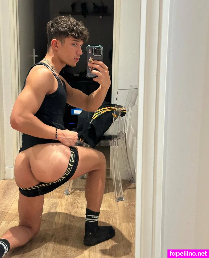 adrian.hots, omgadrian Nude Leaked OnlyFans Photo #xokRofbRyX
