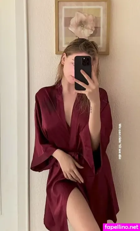 Adriana Burova OnlyFans Thumbnail #z7n7iyHr4x