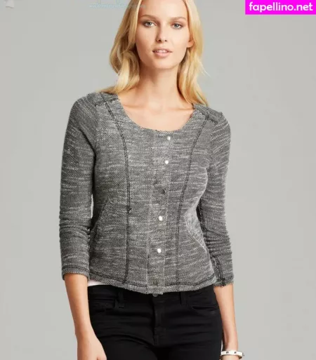 Adriana Cernanova OnlyFans Thumbnail #pexuY0ztKX