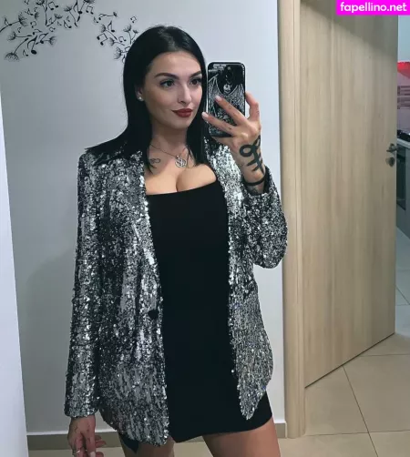Adriana Donici OnlyFans Thumbnail #2t5YqXz332