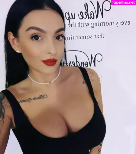 Adriana Donici OnlyFans Thumbnail #41EX9CZaGQ