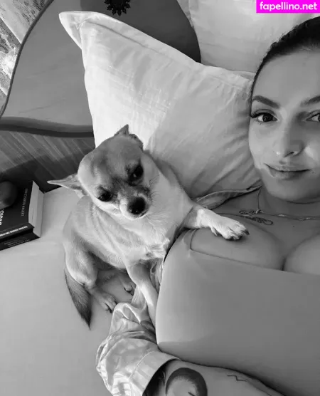 Adriana Donici OnlyFans Thumbnail #4wt5fD7boF