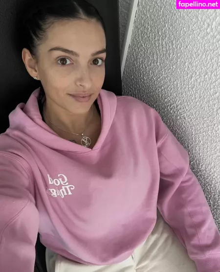 Adriana Donici OnlyFans Thumbnail #8C1I0BGki9