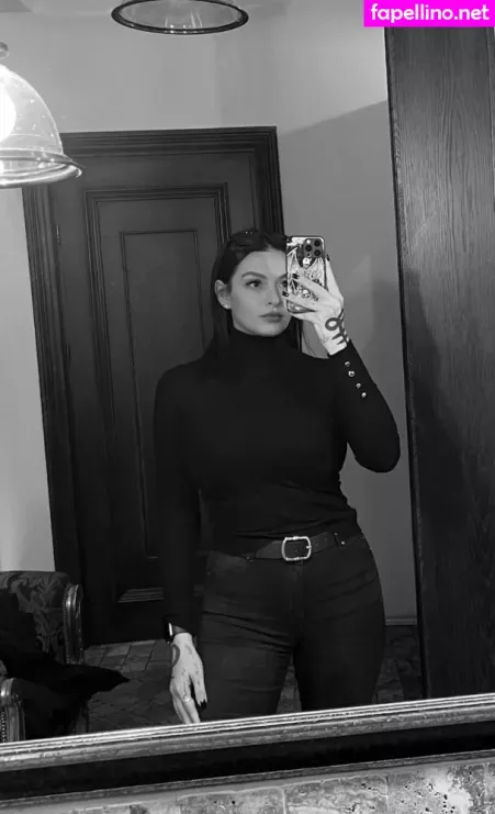 Adriana Donici OnlyFans Thumbnail #MOxQtjINcM