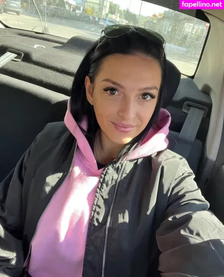 Adriana Donici OnlyFans Thumbnail #PAwKbbSw17