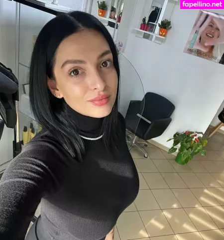 Adriana Donici OnlyFans Thumbnail #h6qBwBRYW4