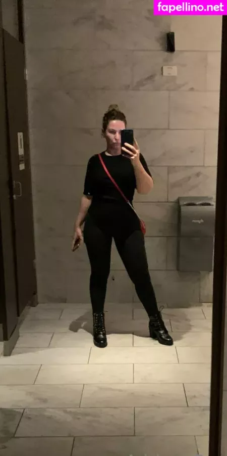 Adriana Dre The Masseuse OnlyFans Thumbnail #CIqFlJLDKc
