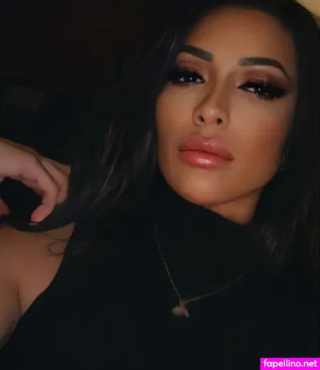 Adriana Meran 1 OnlyFans Thumbnail #9mCZUAJZ4r