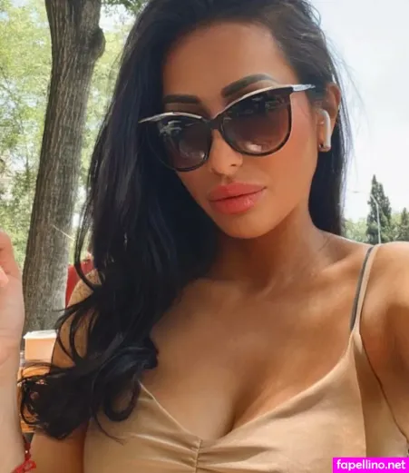 Adriana Meran 1 OnlyFans Thumbnail #Hw3FqOYqaX