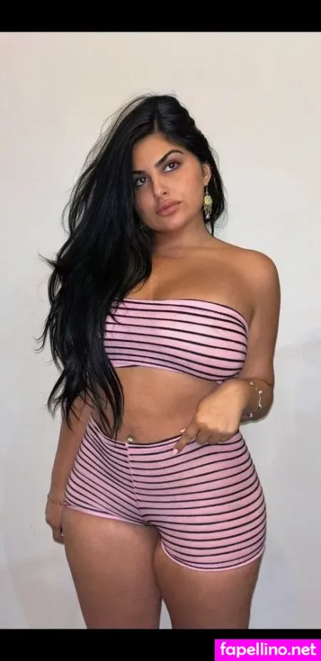 Adriana Sahar OnlyFans Thumbnail #9mD9Xf2G6w