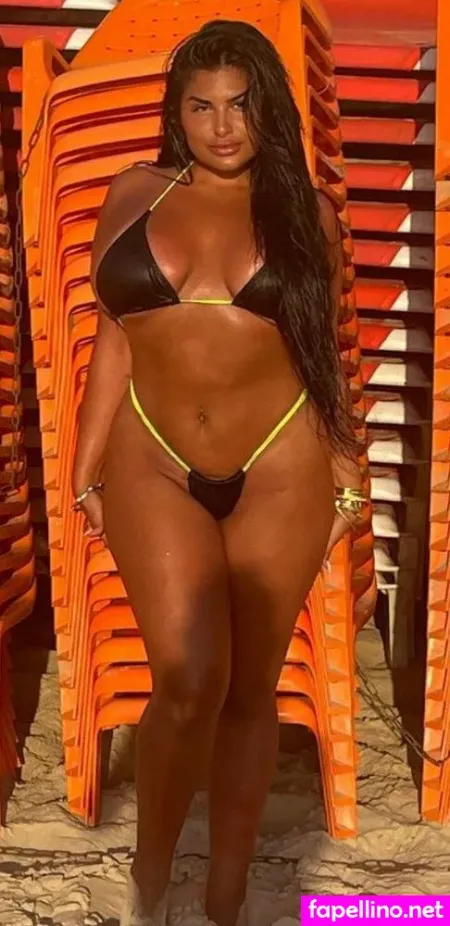 Adriana Sahar OnlyFans Thumbnail #J3eYDUXSGJ