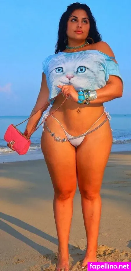 Adriana Sahar OnlyFans Thumbnail #OpQ4hXfzfv