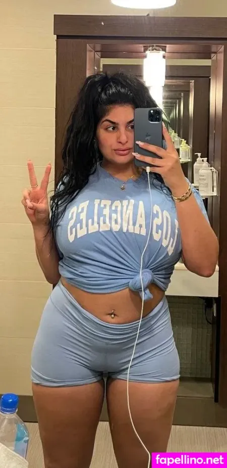 Adriana Sahar OnlyFans Thumbnail #dC3zavHv26