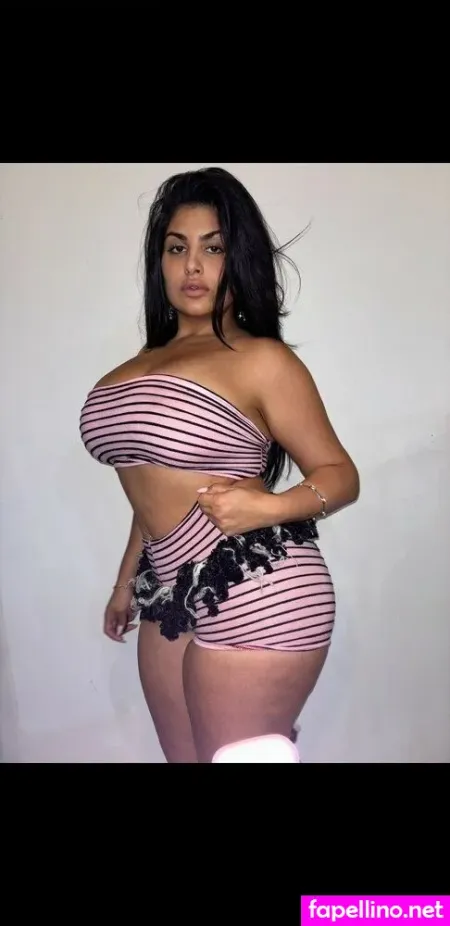 Adriana Sahar OnlyFans Thumbnail #qQ2p7aEAmY