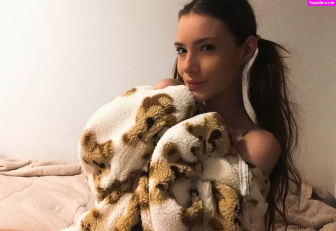 Adrianabanana420 OnlyFans Thumbnail #WvUN4VEnwv