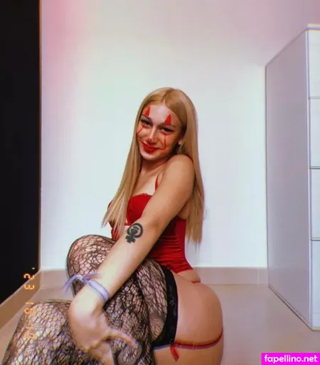 Adrianahoe OnlyFans Thumbnail #B37mlrb8zn