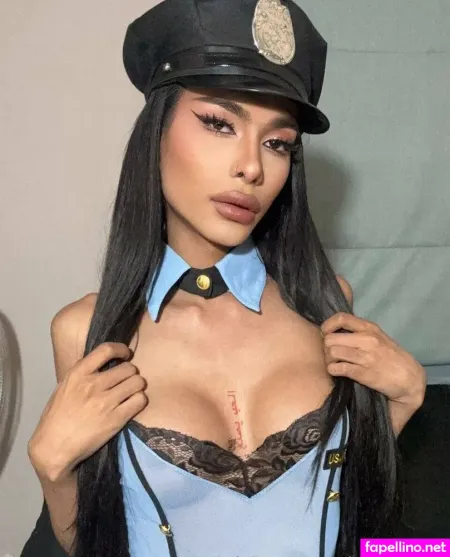 Adrianapanya OnlyFans Thumbnail #GIzkCUdoYN