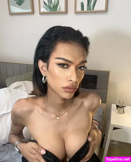 Adrianapanya OnlyFans Thumbnail #sP5qABH95K