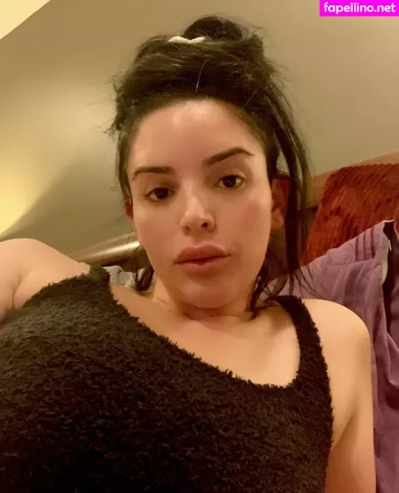 Adrianaw OnlyFans Thumbnail #GXodxJPGtT