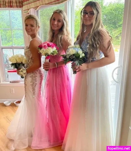 Adrianna OnlyFans Thumbnail #4haMUKntNP