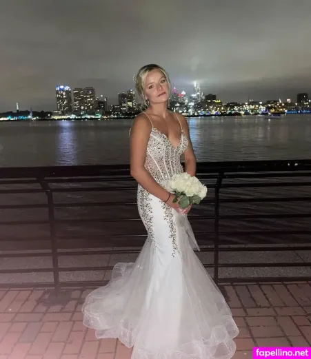 Adrianna OnlyFans Thumbnail #CAYnyNzoM6