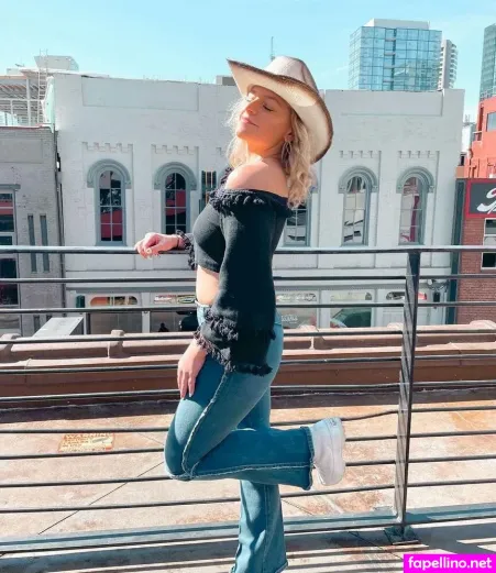 Adrianna OnlyFans Thumbnail #U5PsdJhPlP