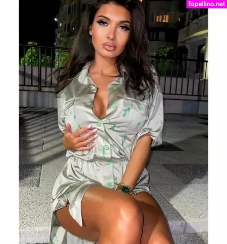 Adriannalinnaa OnlyFans Thumbnail #pUsmLpRAl8