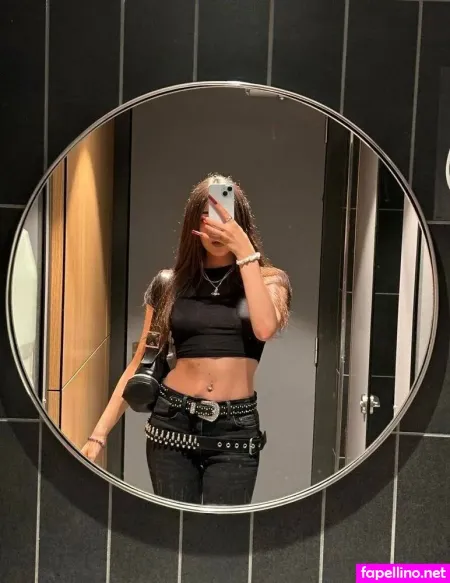 Adriannaswag OnlyFans Thumbnail #OXzi6CjrEu