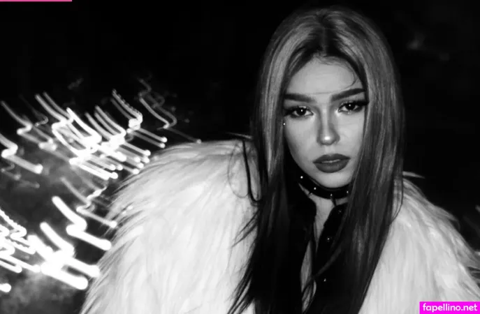Adriannaswg OnlyFans Thumbnail #bRDqggW4EA