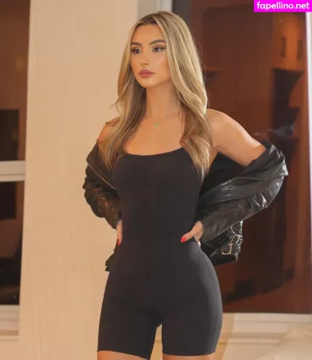 Adriatiles OnlyFans Thumbnail #3mCSurxXoe