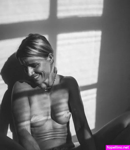 Adrienne Koleszar OnlyFans Thumbnail #0MDgUxsiyv