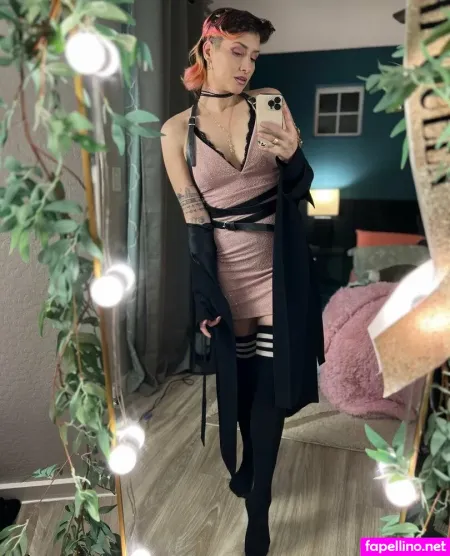Adriennedriggs 1 OnlyFans Thumbnail #C1BlSoijwq