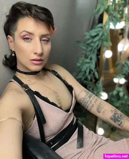 Adriennedriggs 1 OnlyFans Thumbnail #XIP4uwVgRU