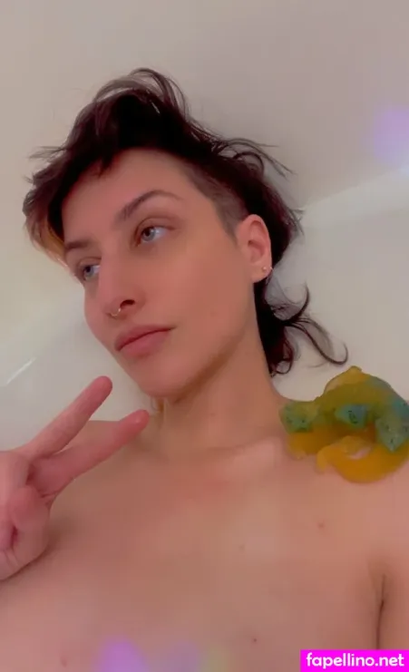 Adriennedriggs 1 OnlyFans Thumbnail #eQ5BxH0BKj