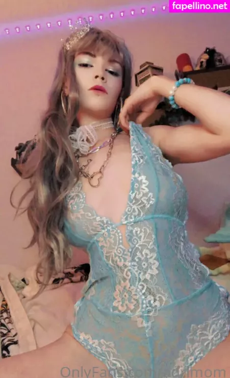 Adrimom OnlyFans Thumbnail #GC5tYgRDfv