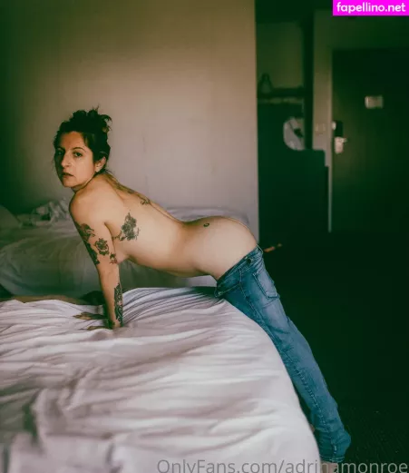 Adrinamonroe OnlyFans Thumbnail #DmBYhsxCHS