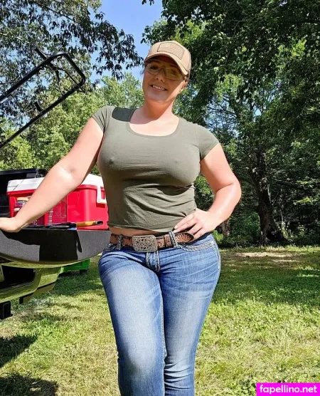 Adventureswithlinz Tv OnlyFans Thumbnail #VhHZPpOO4C
