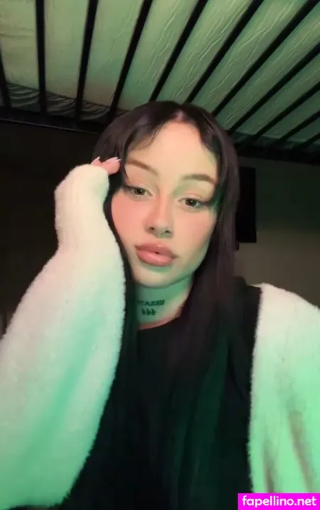 Adventureswmeg OnlyFans Thumbnail #vWnLsI68PE